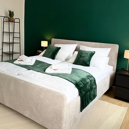 Zentrales Design-apartment - Fast Wifi - Smarttv - 4 Personen * Dessau-Rosslau