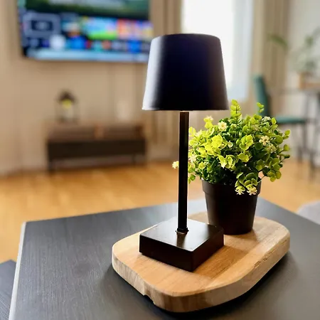 Zentrales Design-apartment - Fast Wifi - Smarttv - 4 Personen
